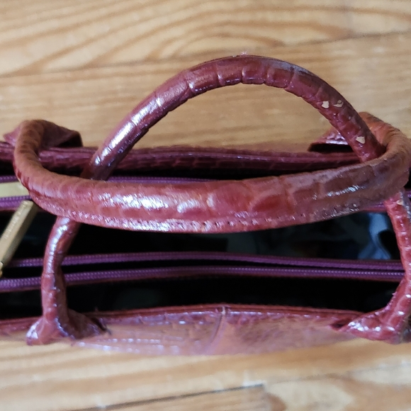 Red Faux Croc Embossed Crossbody Bag, with Gold Metal Accents by Stone Mountain. - Picture 4 of 12